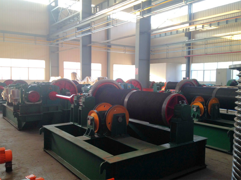 鋼閘門專用卷?yè)P(yáng)式啟閉機(jī)